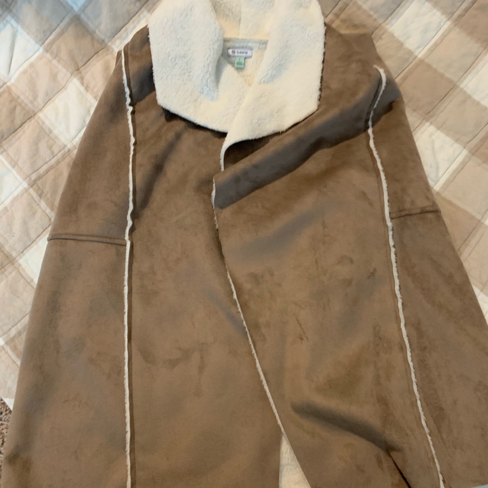 Sherpa lined vest